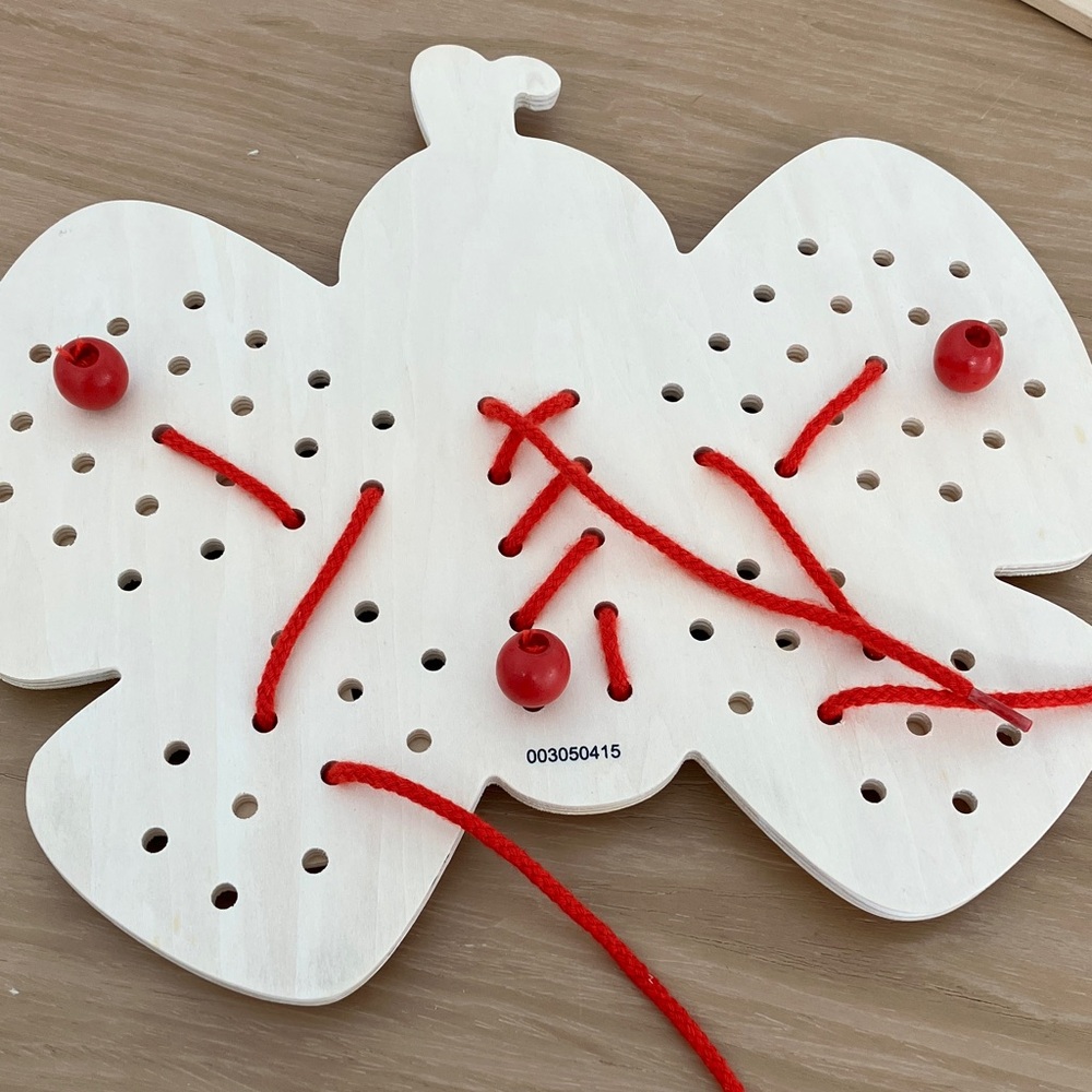 Haba Threading Game - Picture 5 of 9